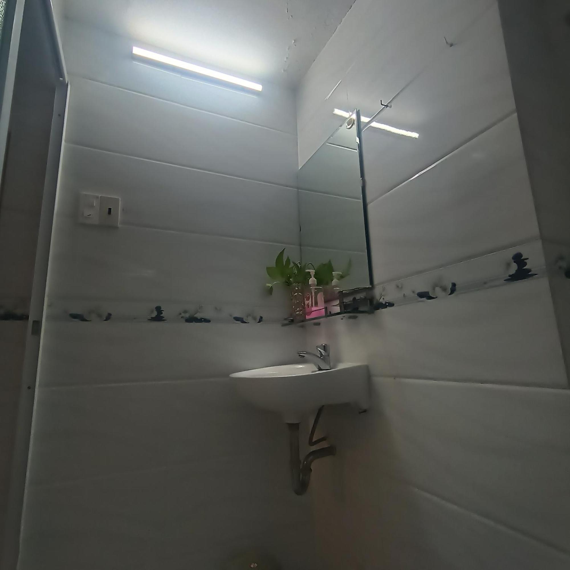 138 Lily'S House In City Center With Multi Rooms, Multi Prices مدينة هوشي منه المظهر الخارجي الصورة